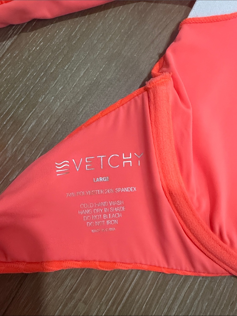 Textured Red Underwire Bikini Set - Picture 4 of 5